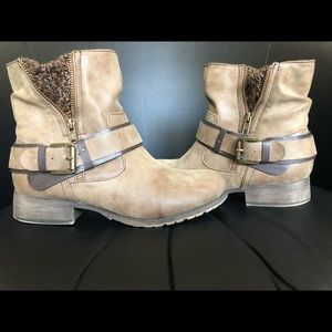 Leo Manmade Low Boots